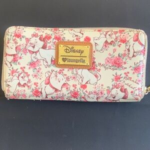 Disney Loungefly Aristocats Marie Floral Zip Around Wallet